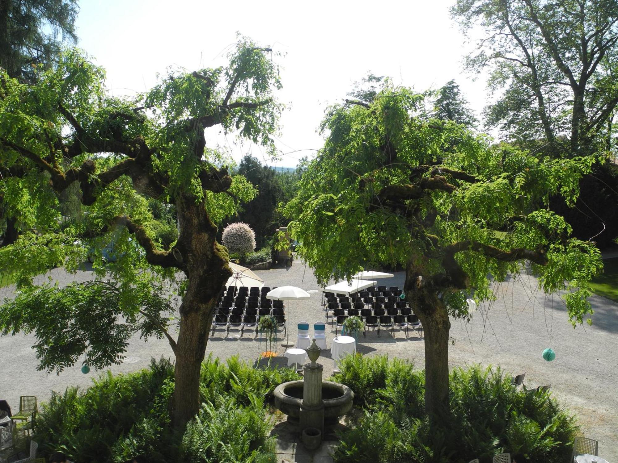 Schloss Münchenwiler Murten Exterior foto